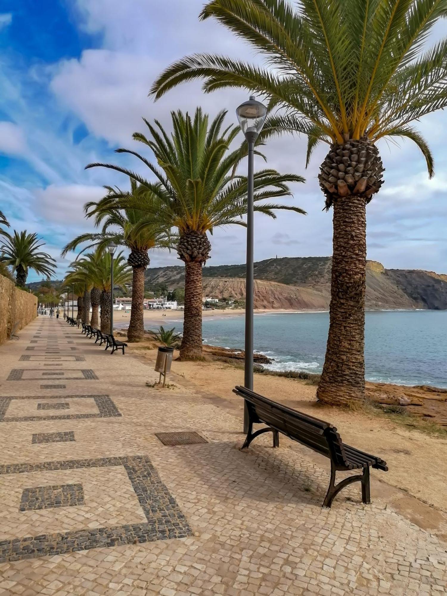 Sun And Sea - Baia Da Luz Apartment Kültér fotó